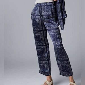 Elegant Navy Blue Patterned Pants
